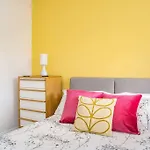 Brand New Lsiting!Wonderful One Bedroom Apartment